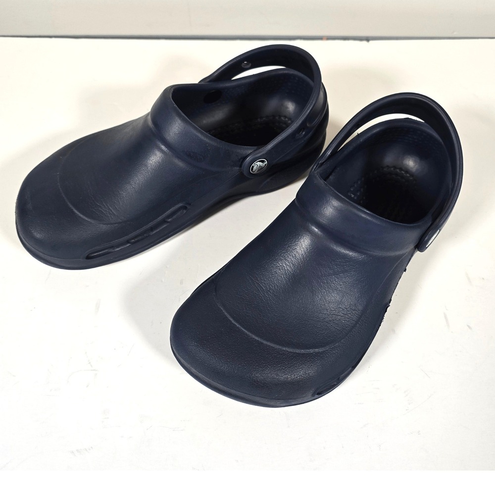 Crocs Bistro Work Clog Women 7 Men 5 Navy Blue Slip Resistant Professional Shoe